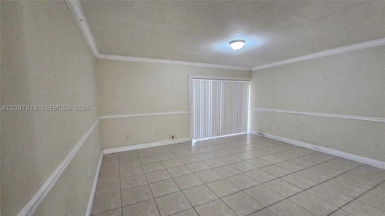 9477 Sw 76th St #O2 - Photo 4 of 9