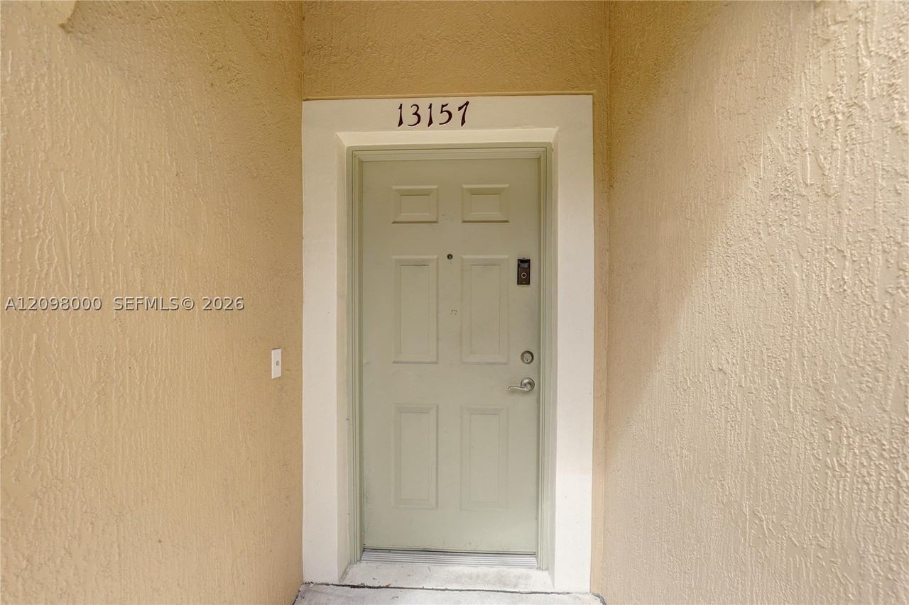 13157 Sw 44th St #17106 - Photo 4 of 22