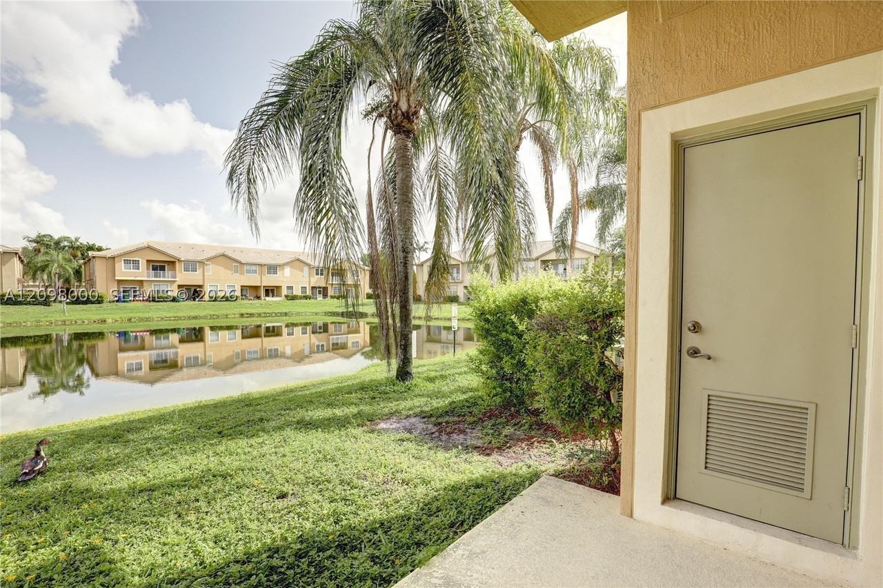 13157 Sw 44th St #17106 - Photo 6 of 22