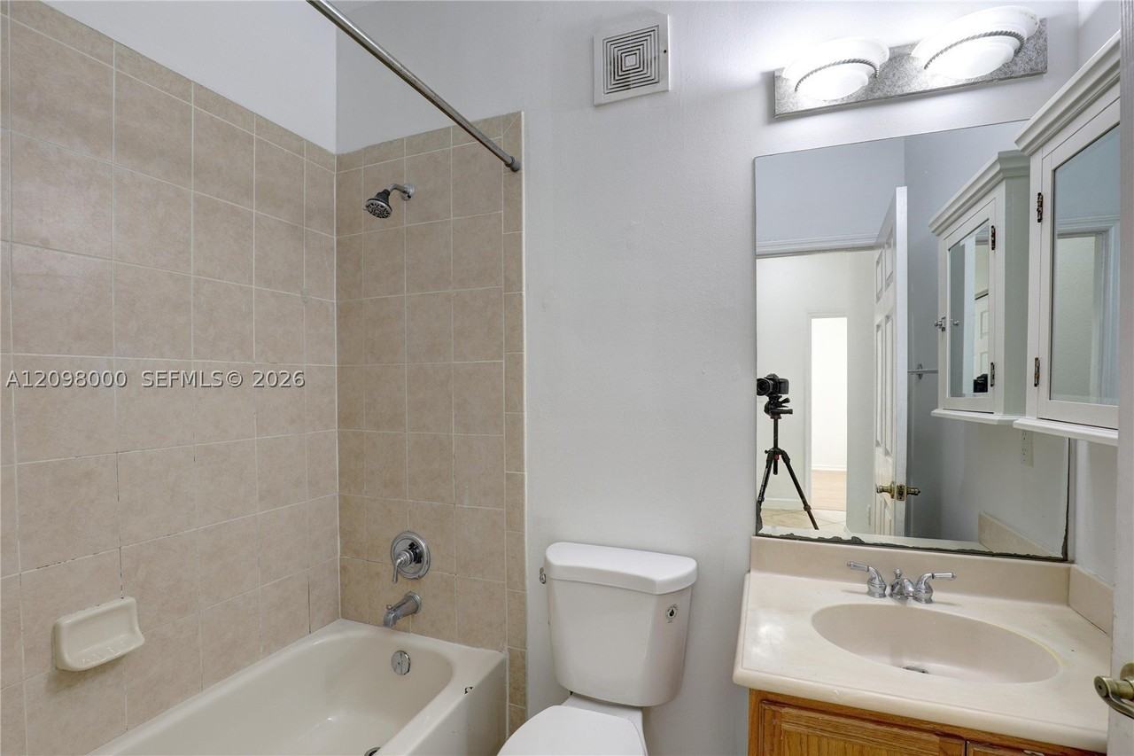 13157 Sw 44th St #17106 - Photo 7 of 22