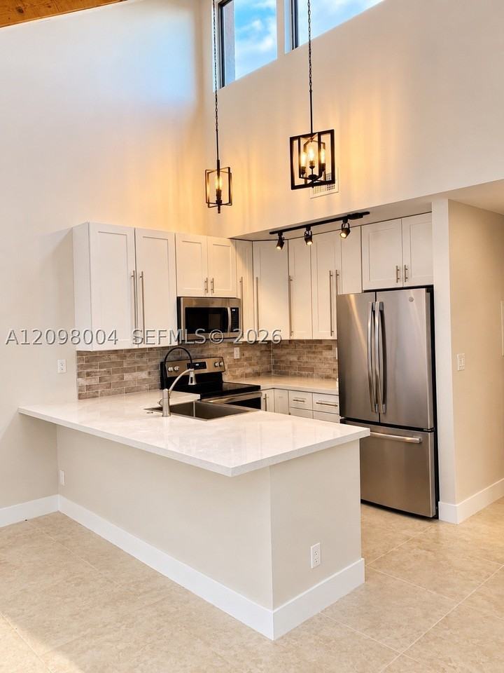 7795 Sw 100th St #4 - Photo 3 of 8