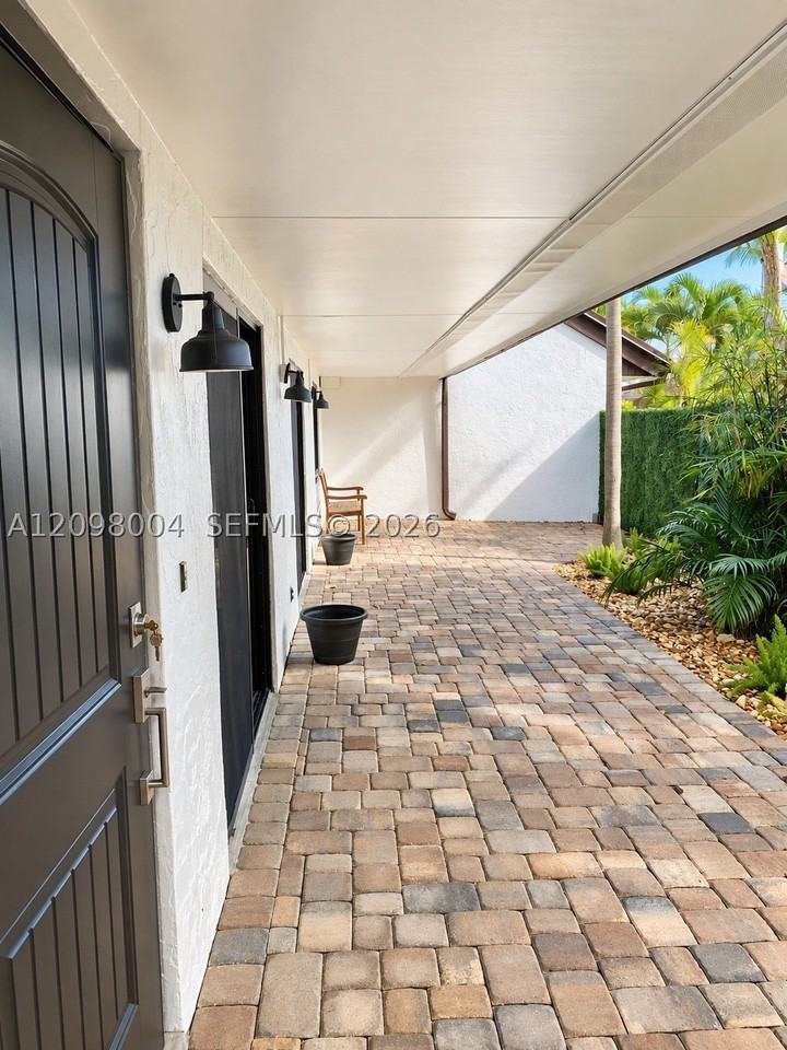 7795 Sw 100th St #4 - Photo 6 of 8