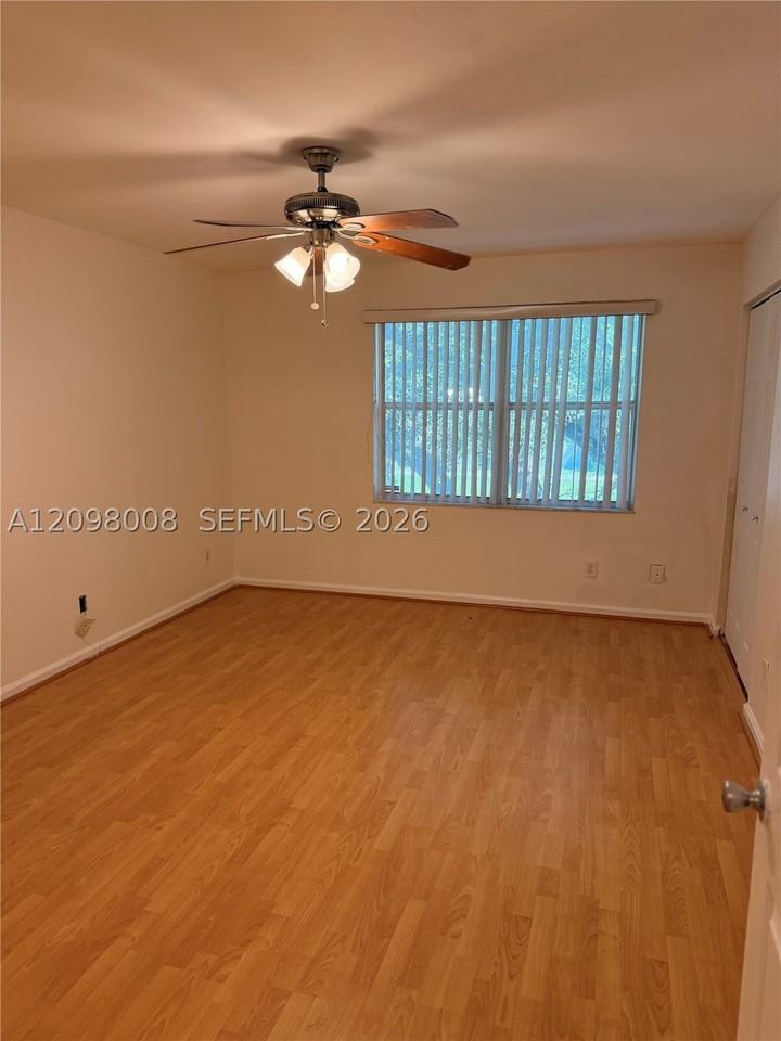 6775 Sienna Club Pl #6775 - Photo 4 of 8