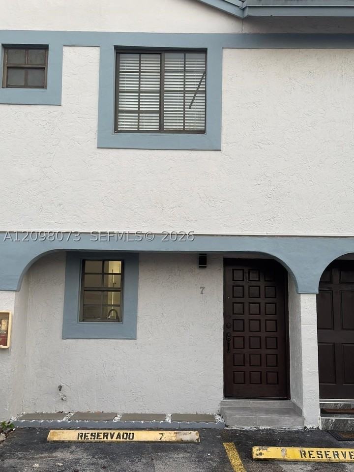 11795 Sw 18th St #7-31 - Photo 2 of 20