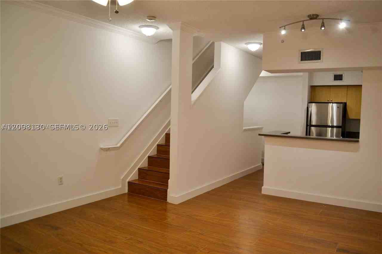 2871 Ne 185th St #201 - Photo 6 of 12