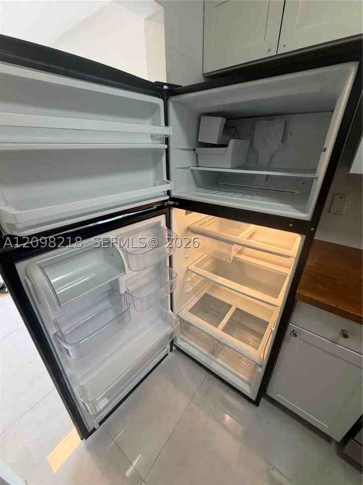 1204 N 24th Ave #1206 - Photo 4 of 14