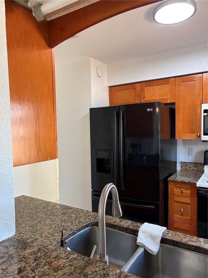 1926 11th St W - Photo 4 of 21