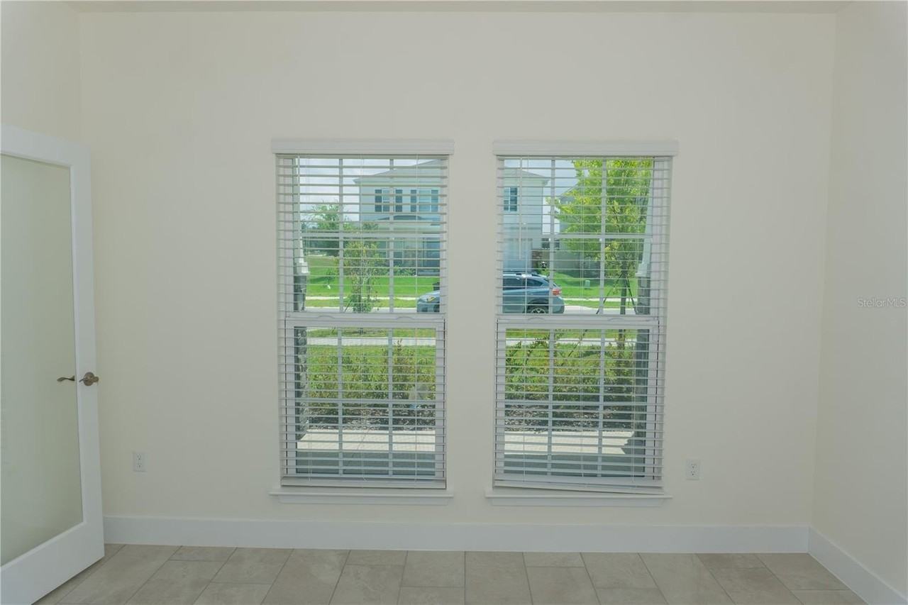 1400 Nw 127th Dr - Photo 6 of 39
