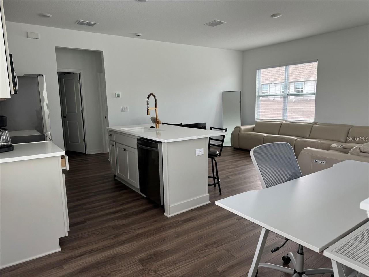 6484 Rover Way - Photo 5 of 8