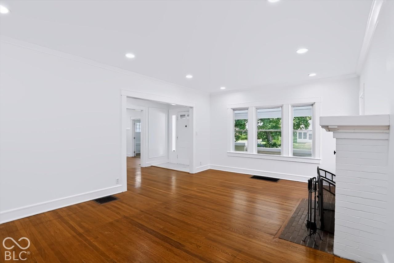 4202 N Capitol Ave - Photo 6 of 50