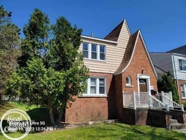38 Spokane Dr - Photo 2 of 11