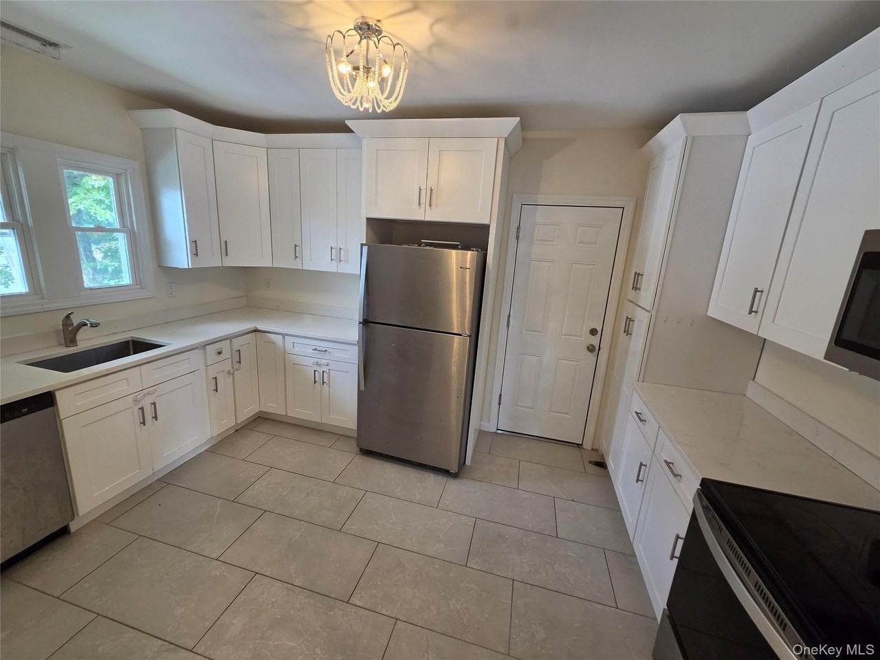 56 Riverdale Ave #2 - Photo 7 of 19