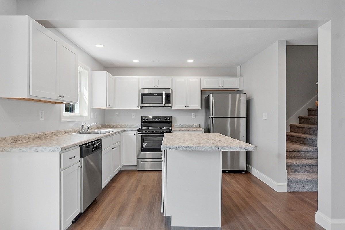 44 Crescent St #2 - Photo 7 of 20