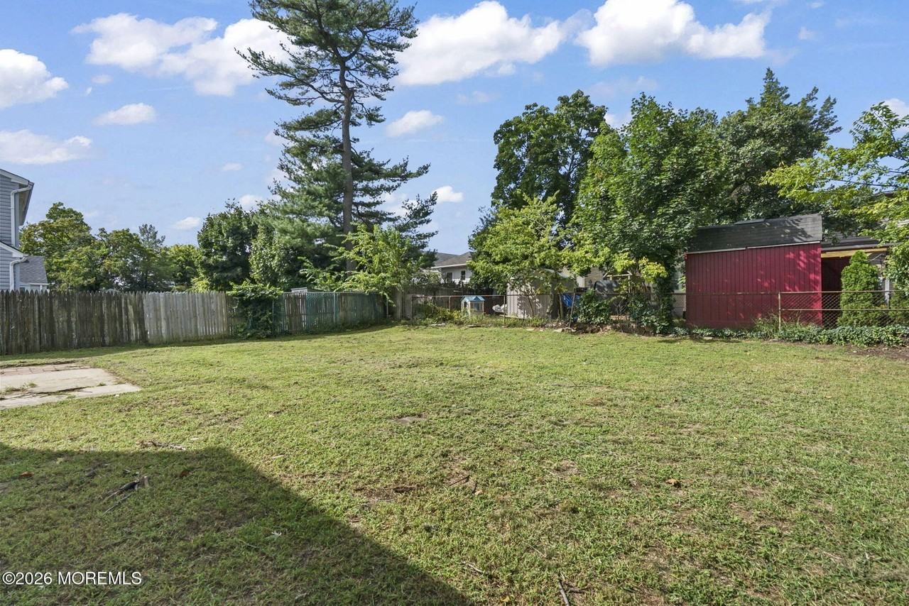 114 Luppatatong Ave - Photo 5 of 25