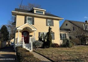 109 Hudson Ave - Photo 1 of 1