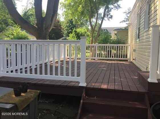 109 Hudson Ave - Photo 3 of 12