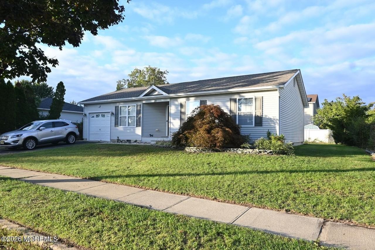 21 Pohatcong Ave - Photo 2 of 19