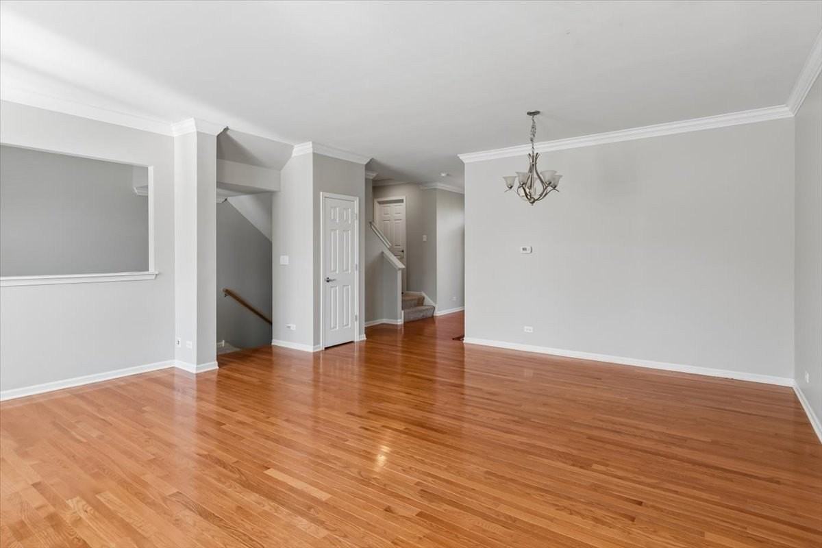 3419 Bradbury Cir - Photo 6 of 13