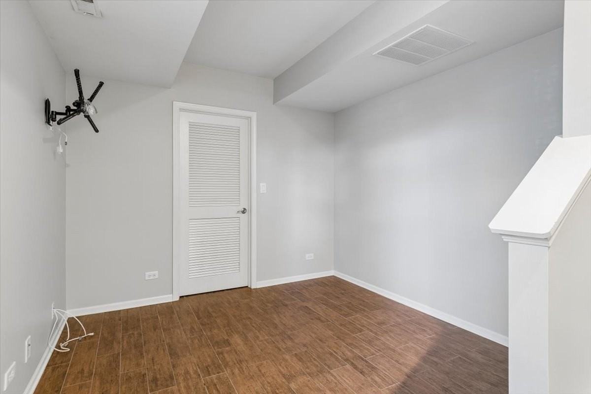 3419 Bradbury Cir - Photo 7 of 13