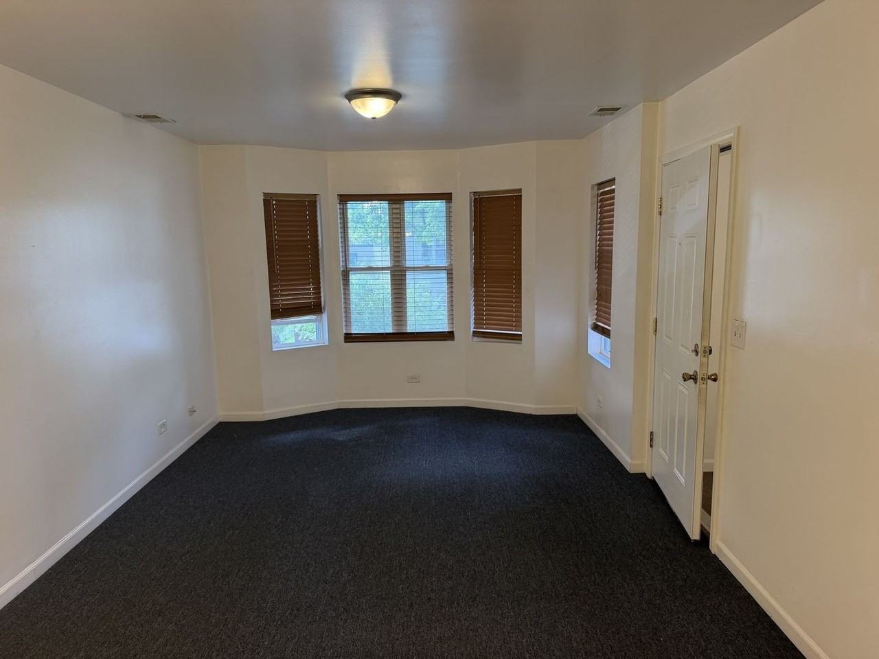 6125 S Ada St #2 - Photo 3 of 18