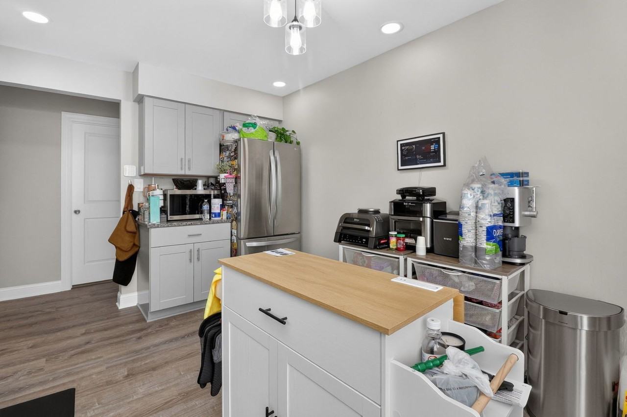 16 Majestic Dr #1 - Photo 6 of 14