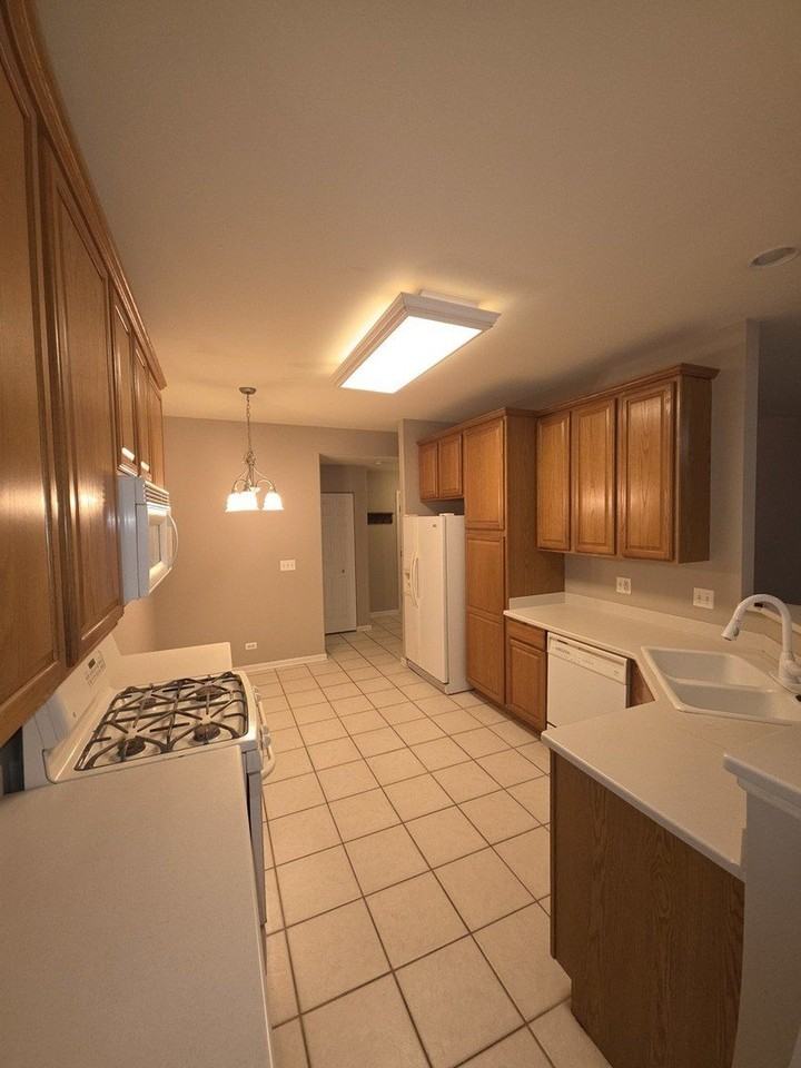2907 Talaga Dr - Photo 3 of 22