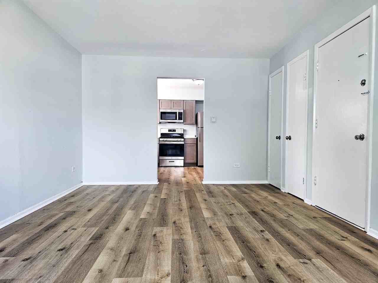 112 N 12th Ave #3 - Photo 5 of 13