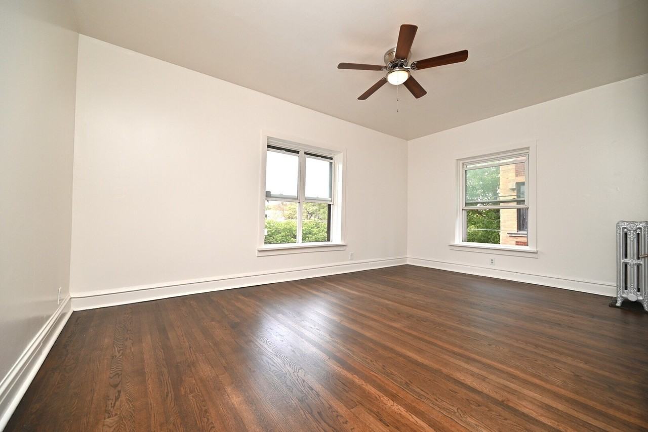 959 E 61st St #2 - Photo 3 of 18