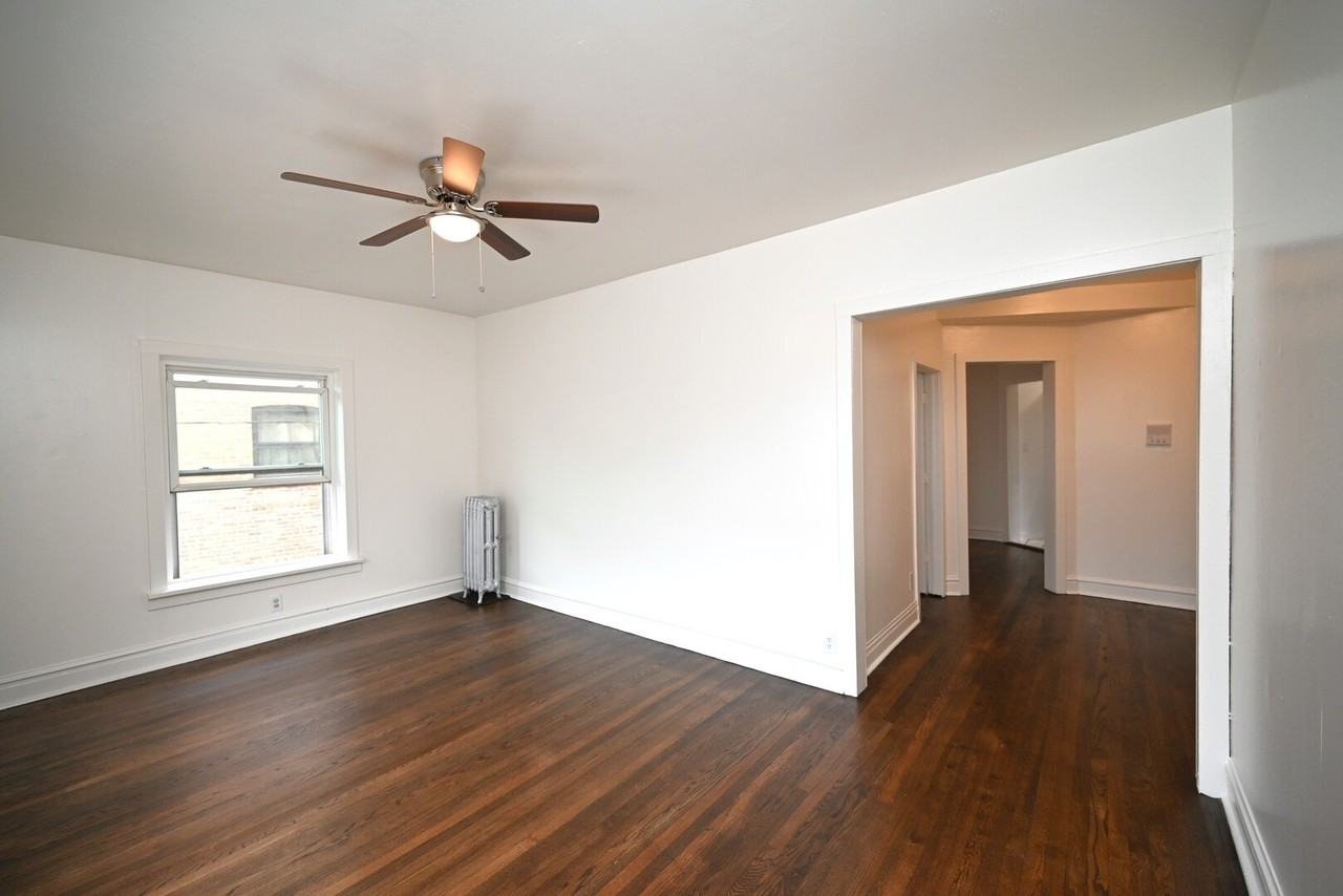 959 E 61st St #2 - Photo 5 of 18