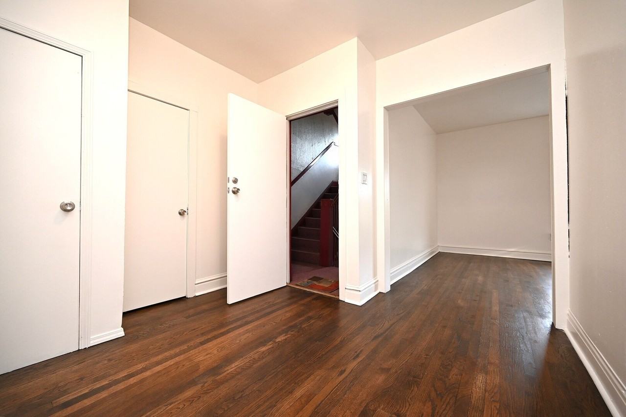 959 E 61st St #2 - Photo 6 of 18