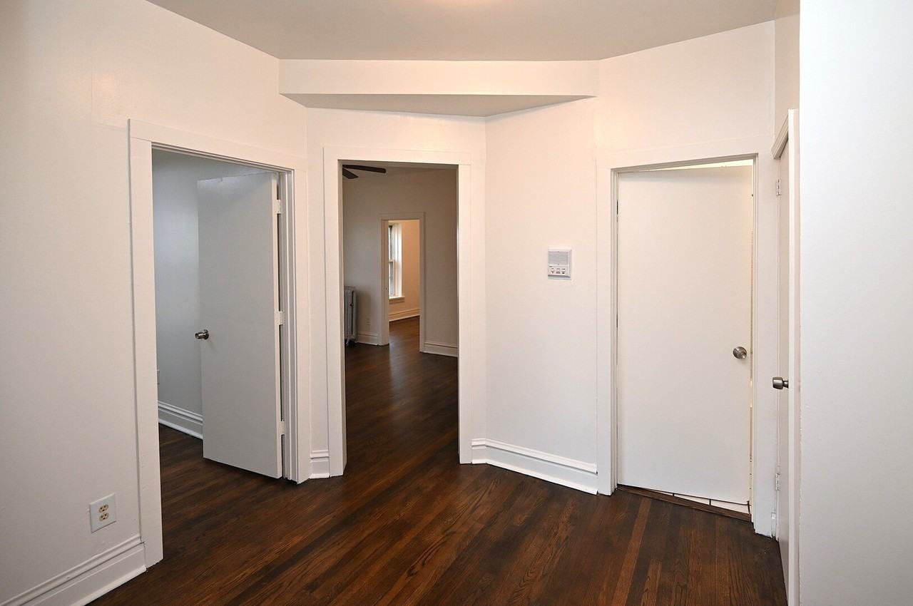 959 E 61st St #2 - Photo 7 of 18