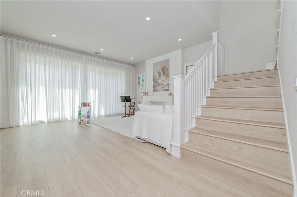 208 Mistwater - Photo 6 of 30