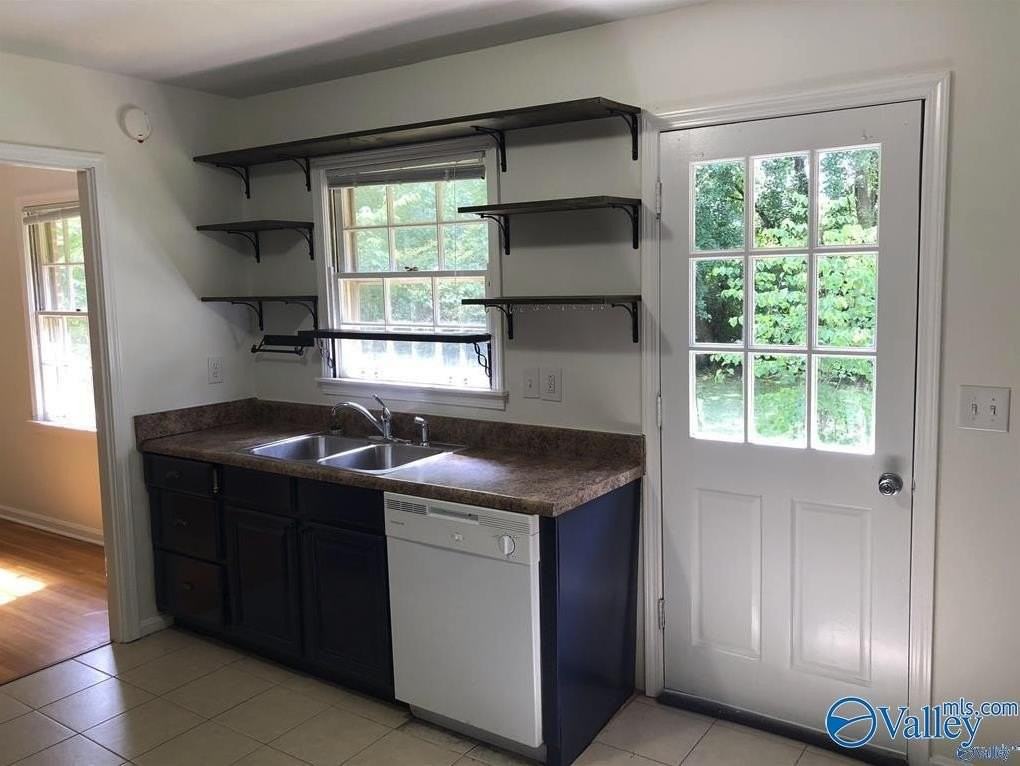 323 Forrest Park Ct Nw - Photo 6 of 8