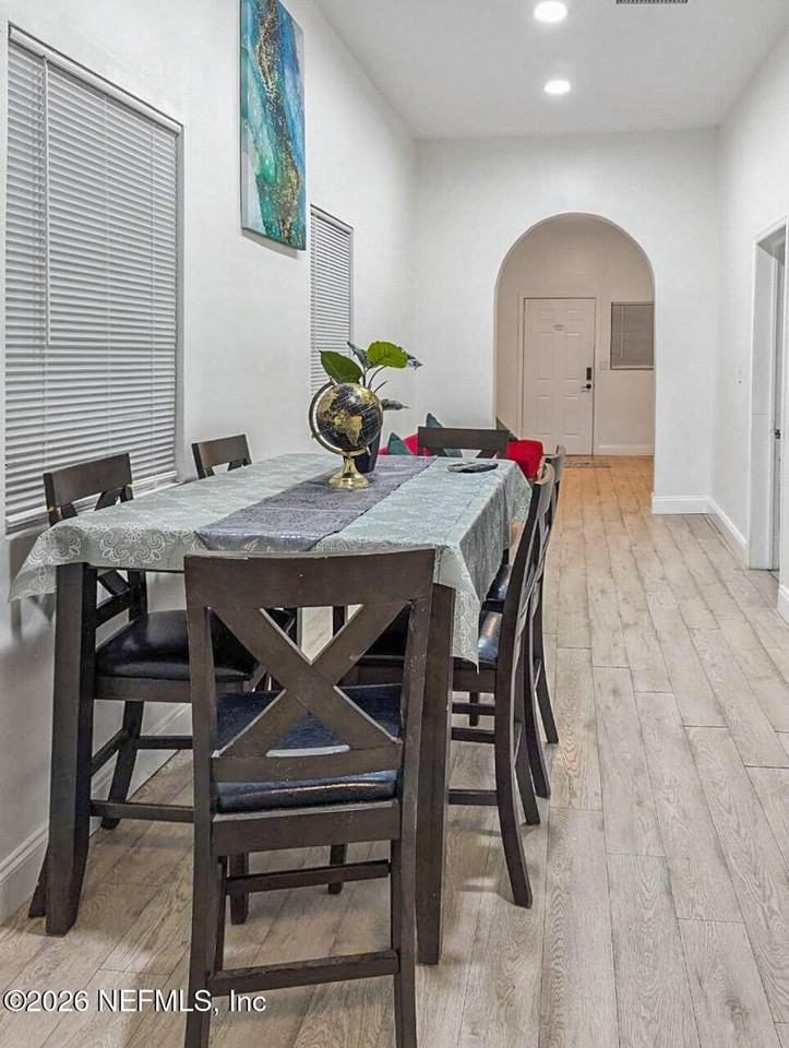 1538 Pasco St - Photo 4 of 44