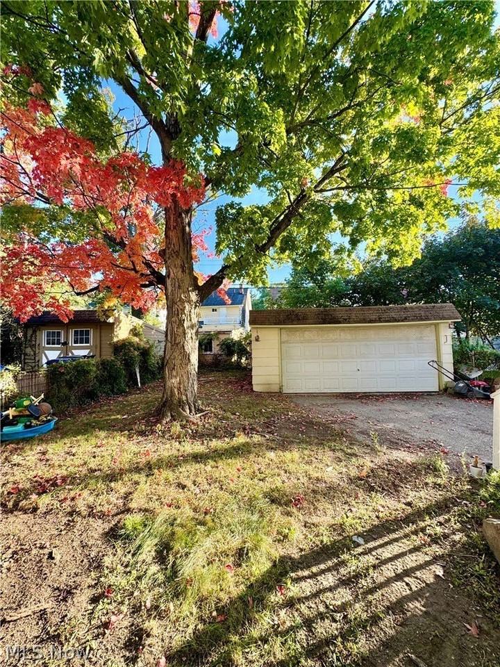 3380 Kildare Rd - Photo 7 of 23