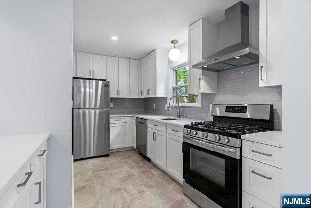 151 E Palisade Ave #F12 - Photo 7 of 15