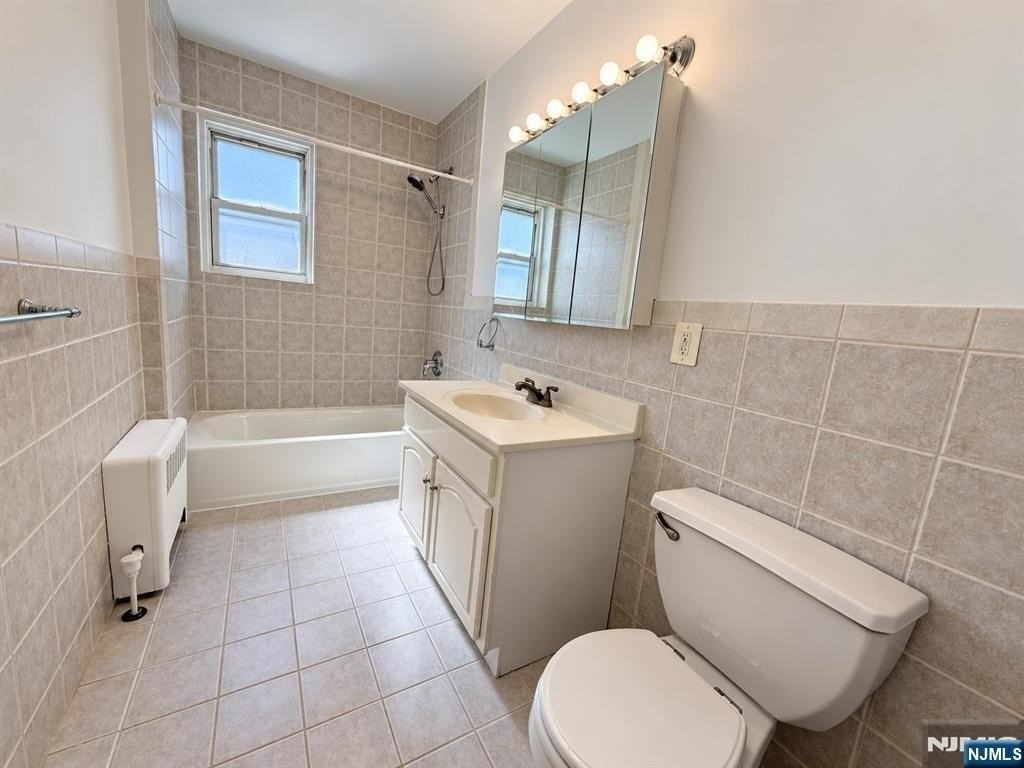 2330 Linwood Ave #5A - Photo 3 of 12