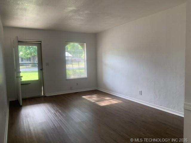 13924 S Birch St - Photo 2 of 12