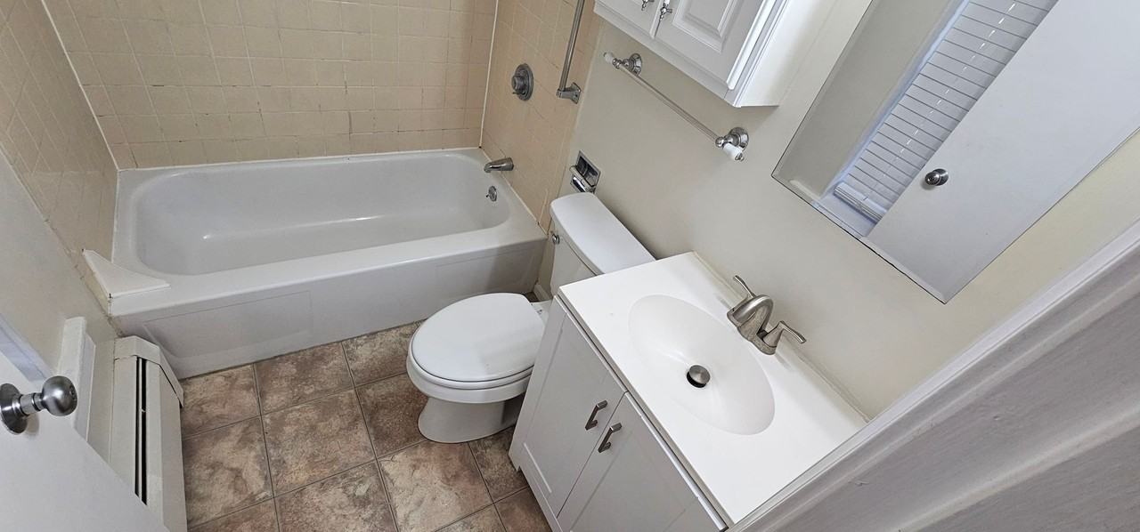 Amoskeag Apartments - Photo 6 of 15