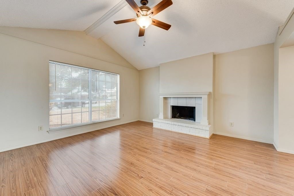 5604 Maurie Dr - Photo 5 of 26