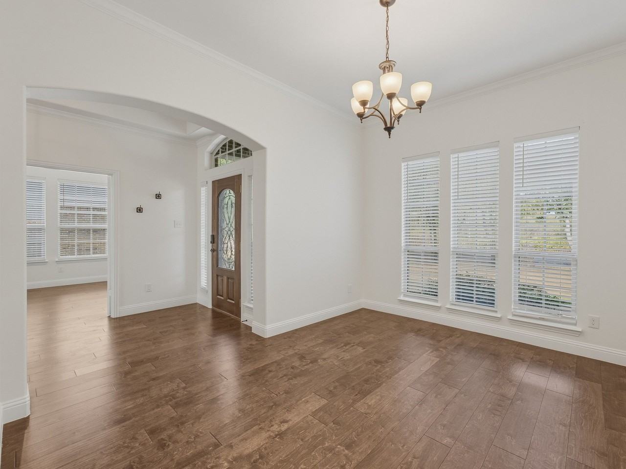 2712 Sonora Canyon Rd - Photo 3 of 22