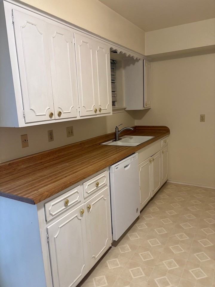 8526 Baltimore Dr #101 - Photo 3 of 13