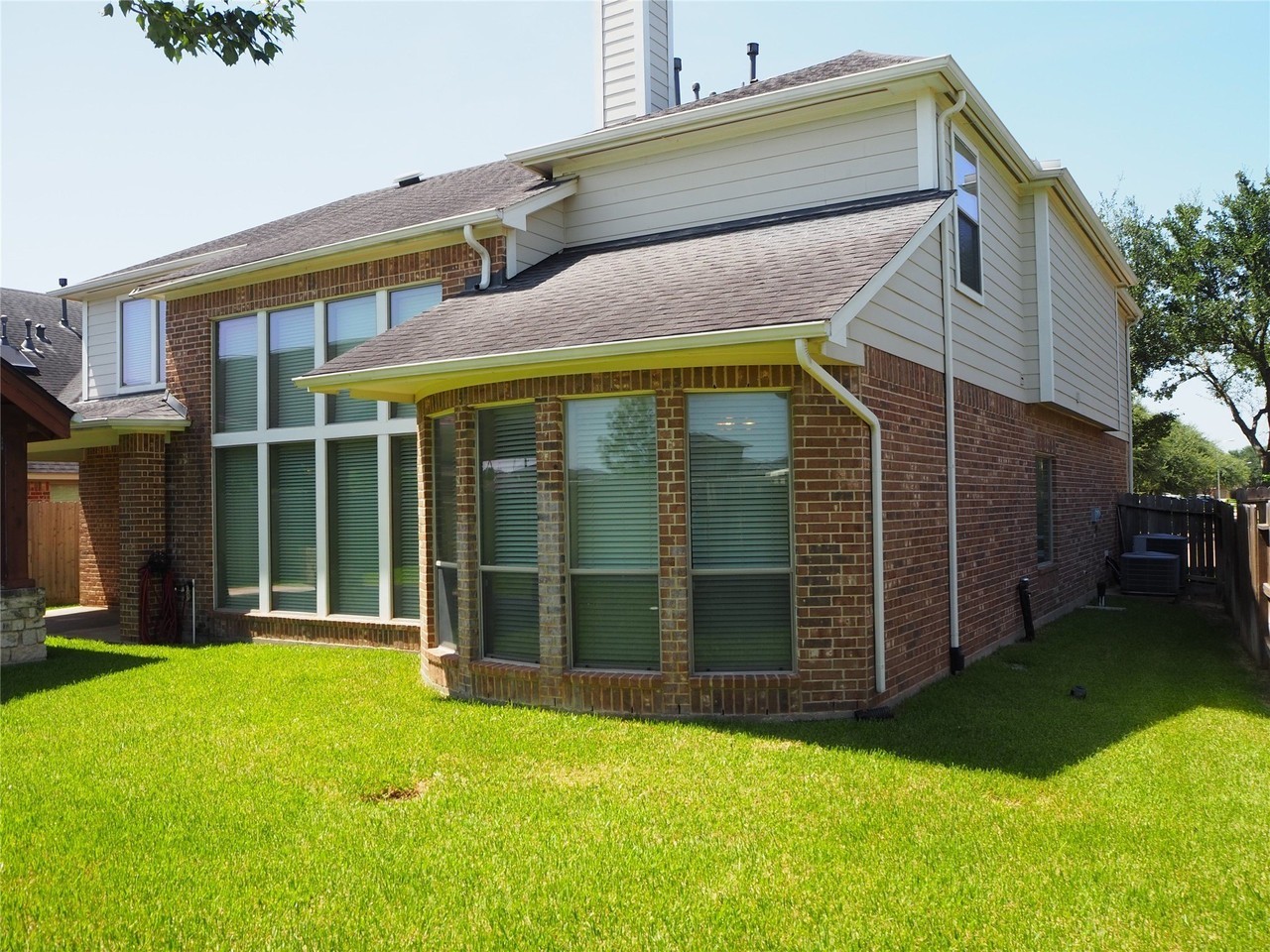 28607 Green Hedge Dr - Photo 6 of 37