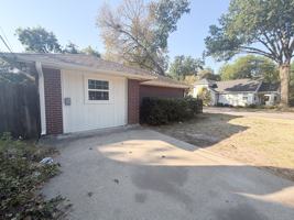 featured image of 121 N 24th St #1