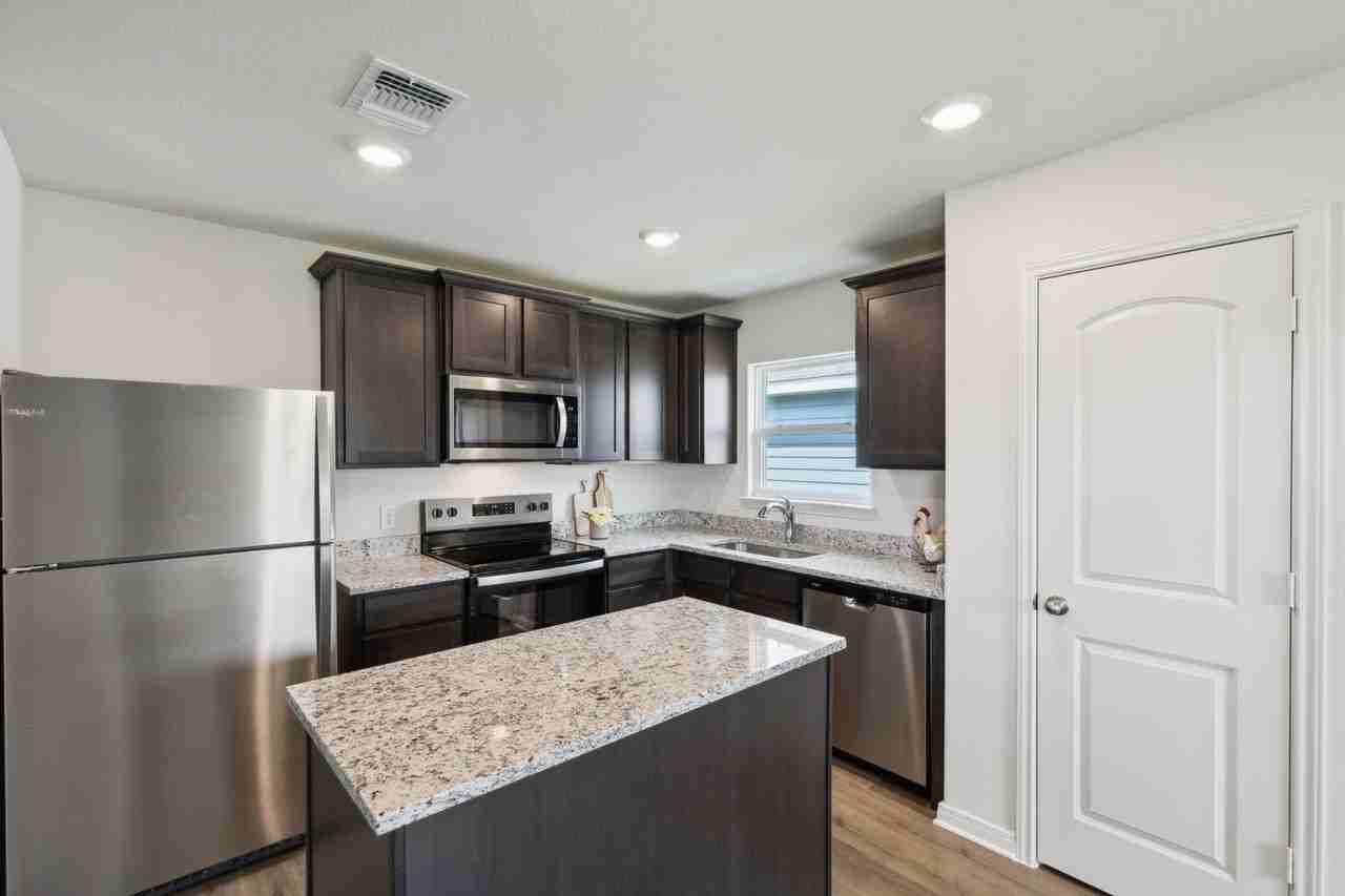 9956 Fighting Falcon Way - Photo 3 of 28