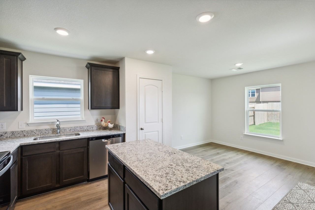 9956 Fighting Falcon Way - Photo 6 of 28
