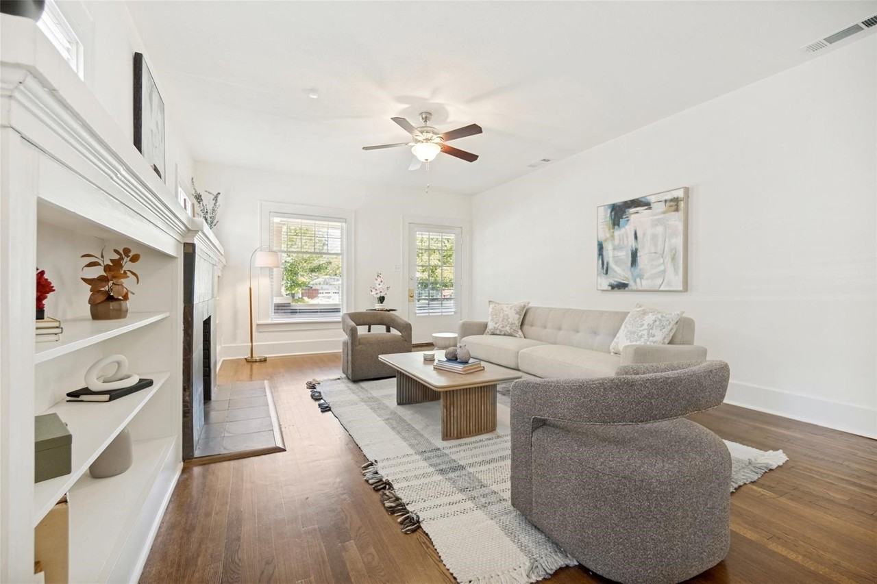 6106 Worth St - Photo 3 of 26