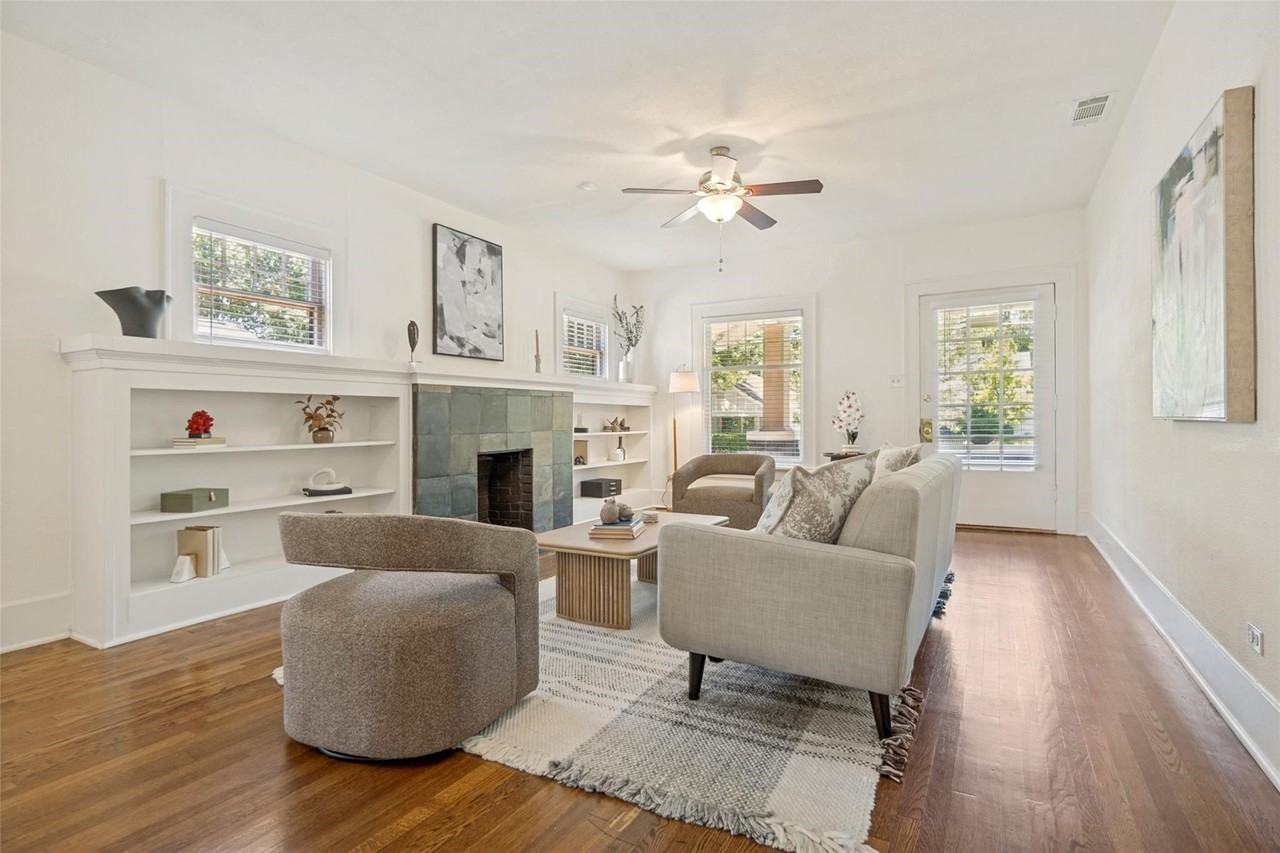 6106 Worth St - Photo 4 of 26