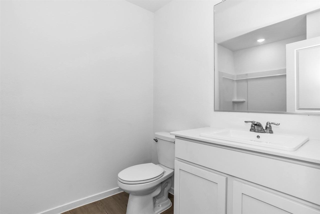 2022 Shady Oaks Dr - Photo 6 of 26