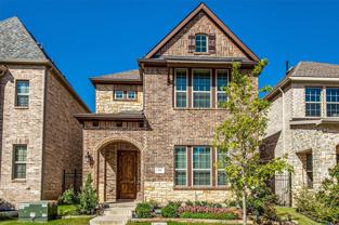 636 Courtyard Ln - Photo 1 of 1